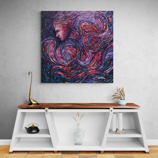 Retrato abstracto de mujer con líneas fluidas en tonos púrpura y rojo