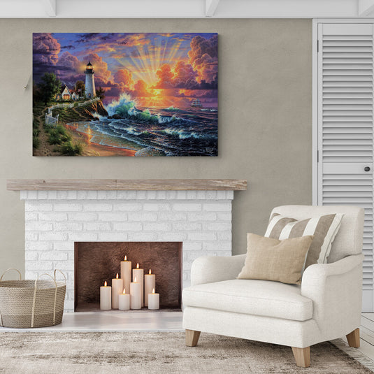Pintura de un faro al amanecer con olas rompiendo y rayos de sol a través de las nubes