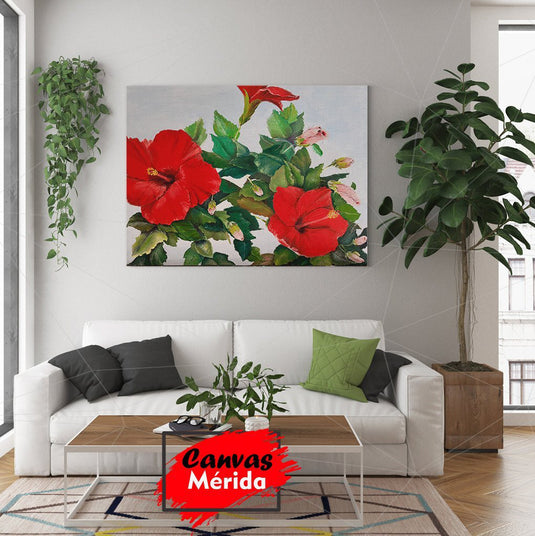 Flores de hibisco rojo con follaje verde.