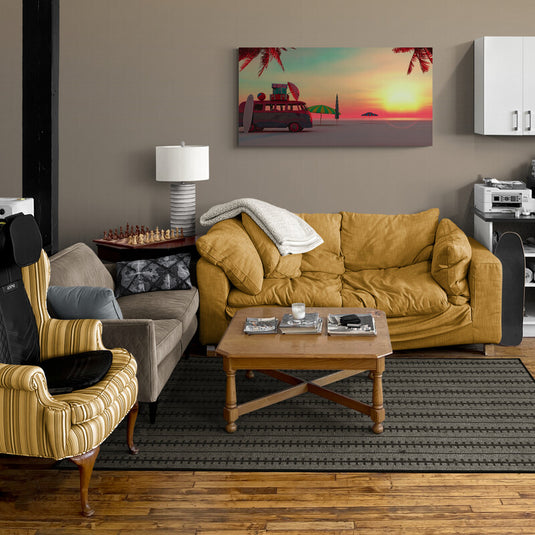 Ilustración de furgoneta de surf al atardecer en la playa