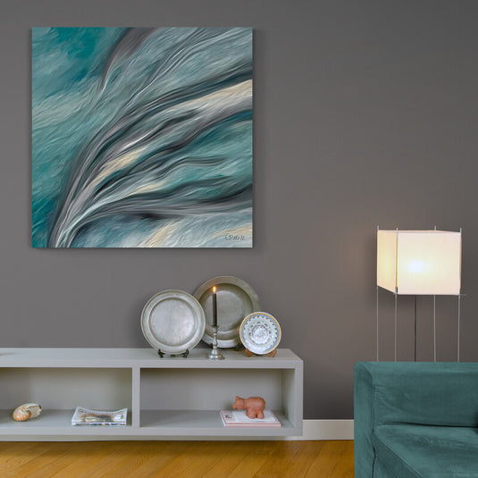 Cuadro abstracto con movimiento fluido en tonos turquesa, gris y blanco, estilo moderno inspirado en la naturaleza.