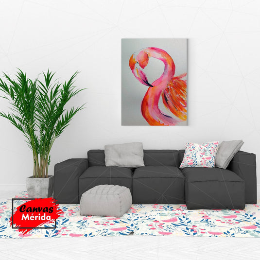 Flamenco pintado con acuarelas en tonos vibrantes de rosa y naranja capturando su gracia natural