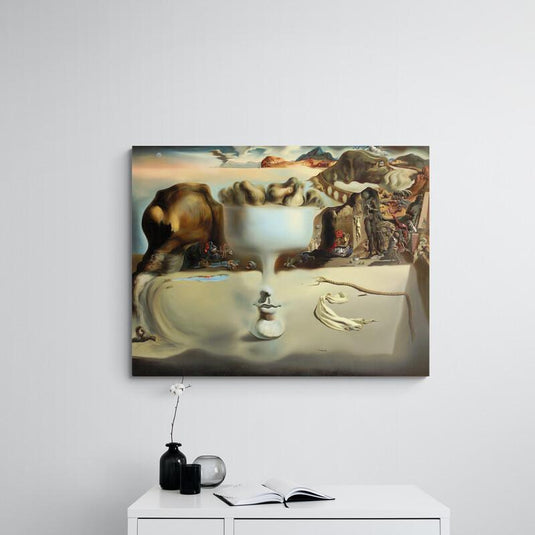 Rostro y paisaje surrealistas fundidos en playa imaginaria