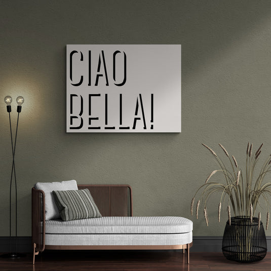 Cuadro tipográfico blanco y negro con la frase "Ciao Bella!