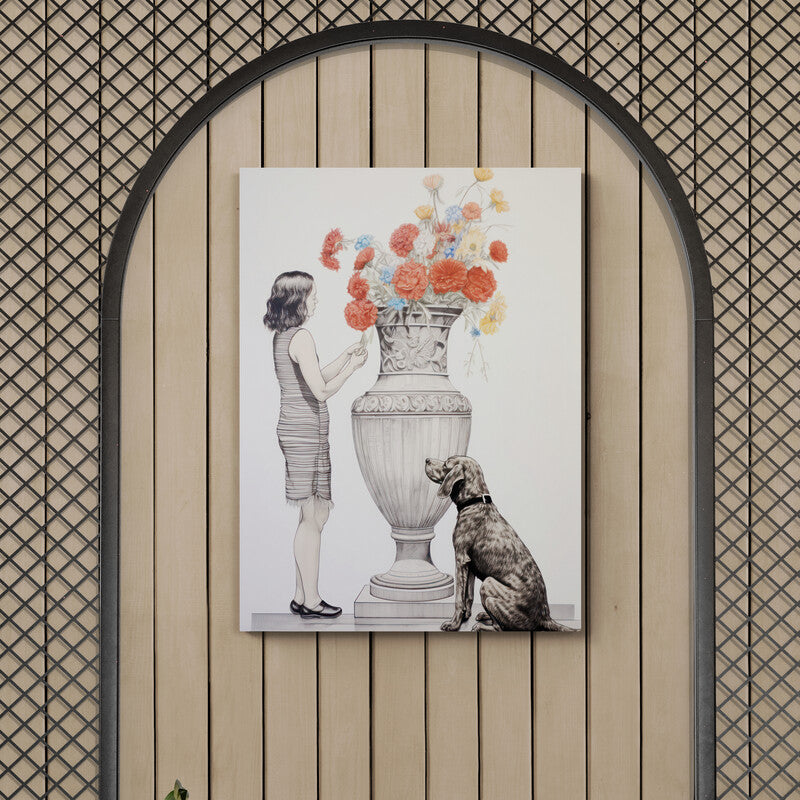 Pintura de una mujer y un perro contemplando jarrón con flores coloridas