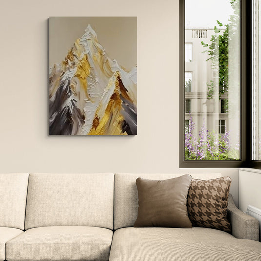 Cuadro decorativo de montaña abstracta con pinceladas doradas en tonos neutros estilo elegante contemporáneo