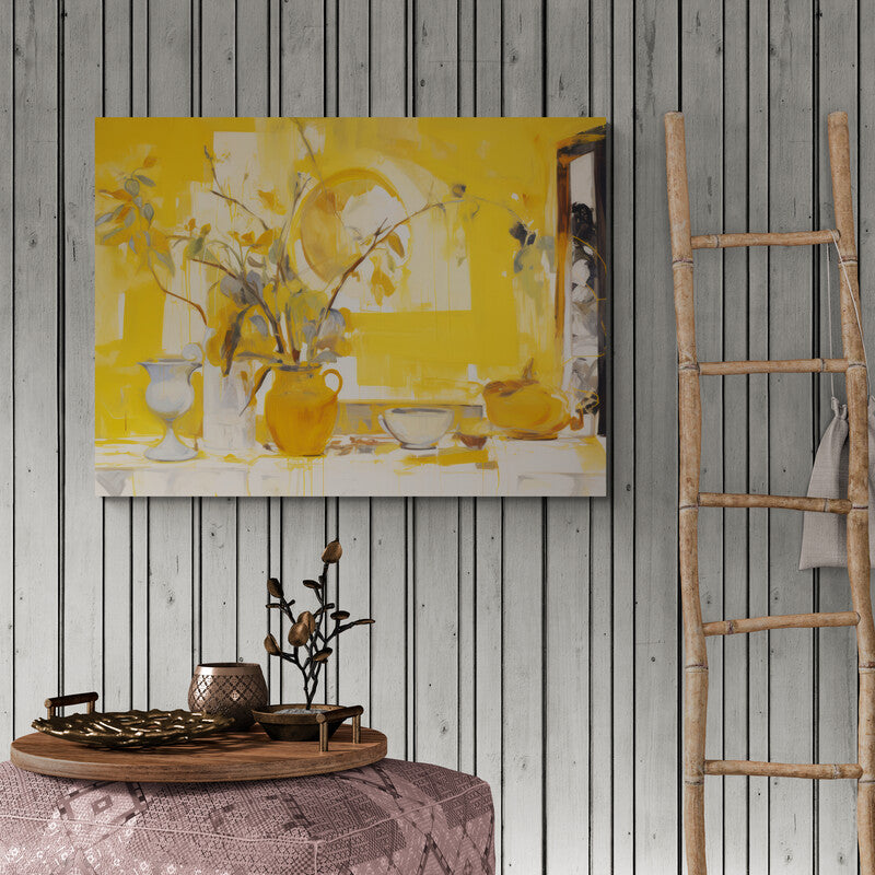 Pintura contemporánea de bodegón en tonos amarillos con jarrón y frutas