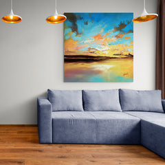 Pintura abstracta de un atardecer vibrante con cielo y reflejos en agua