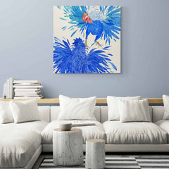 Cuadro decorativo de pelea de gallos en tonos azules sobre fondo beige