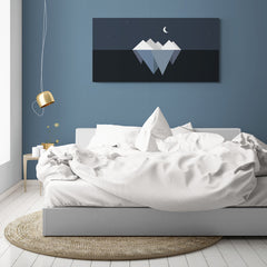 Cuadro decorativo minimalista con fondo oscuro destacando icebergs blancos estilizados.