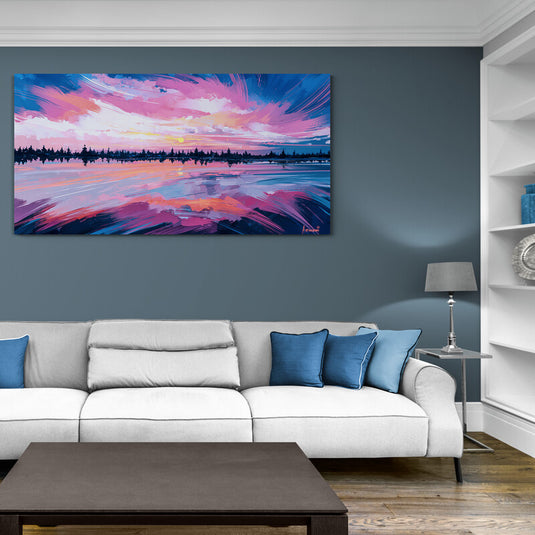 Pintura expresiva de un amanecer púrpura reflejado en un lago