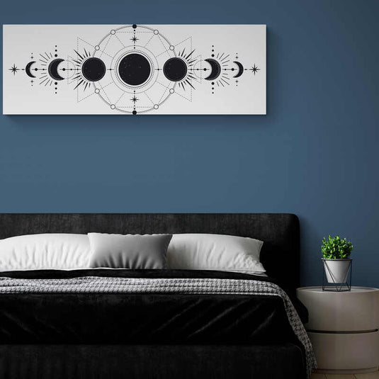 Fases lunares y patrones astronómicos en arte geométrico monocromátic