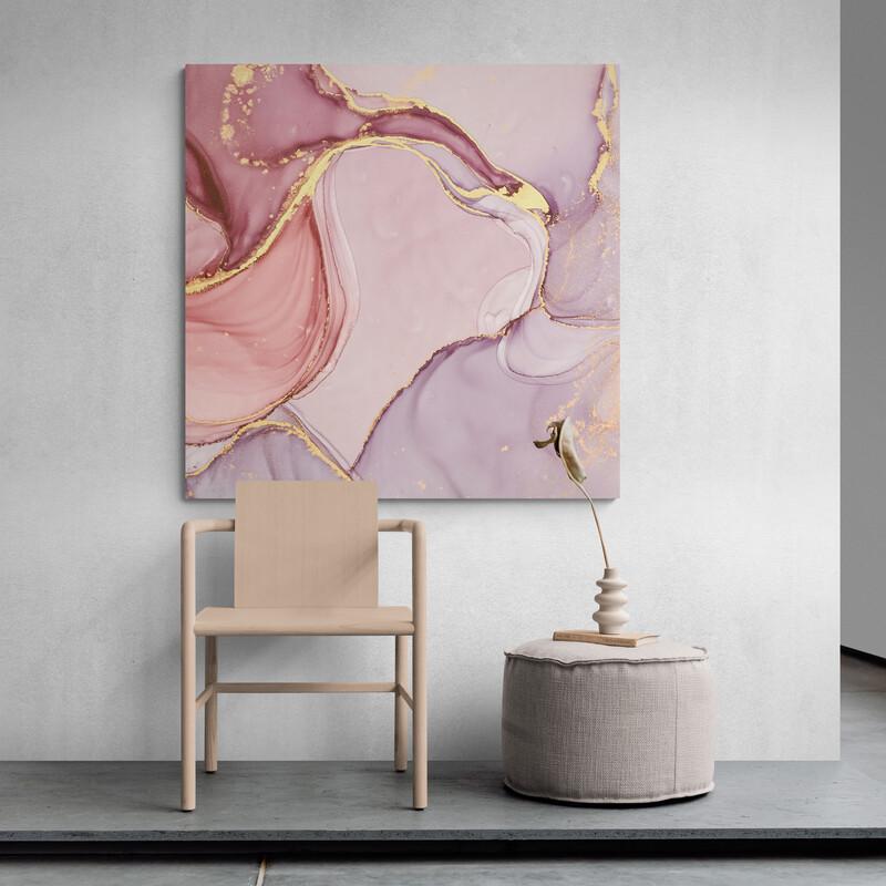 Arte abstracto con tonos rosas y acentos dorados