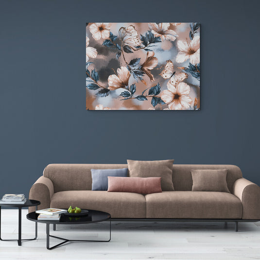 Flores y mariposas en tonos suaves