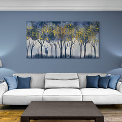 Cuadro decorativo de árboles abstractos en tonos azules con toques amarillos, césped azul y venado con cuernos
