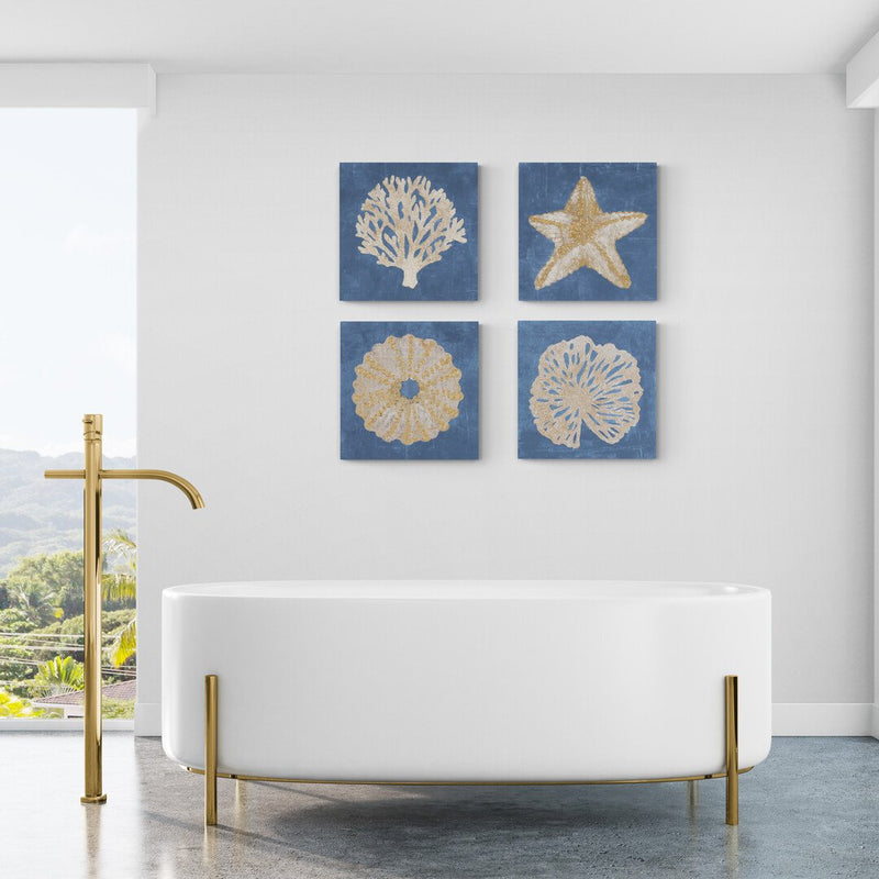 Cuatro piezas de arte con motivos marinos en azul y detalles dorados sobre lienzo