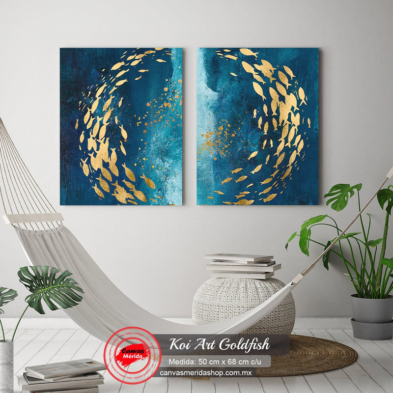 Pintura díptica de peces dorados sobre fondo azul oceánico
