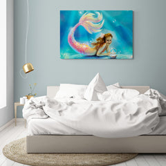 Pintura de una sirena con cola colorida observando una concha iluminada
