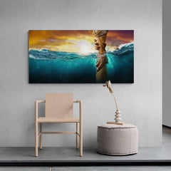 Arte digital surrealista que muestra manos uniendo el océano con un cielo de atardecer